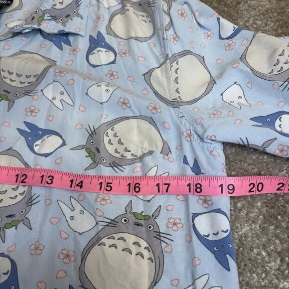 Hot Topic Studio Ghibli My Neighbor Totoro Light Blue Shirt Women's Size XS - Picture 5 of 7